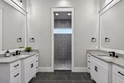 325 Sundance Trail, Liberty Hill, TX 78642 - Photo 24