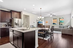 442 Thornless Cir, Buda, TX 78610 - Photo 4