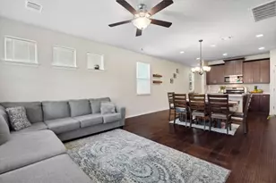 442 Thornless Cir, Buda, TX 78610 - Photo 12