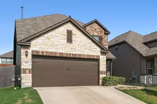 442 Thornless Cir, Buda, TX 78610 - Photo 2