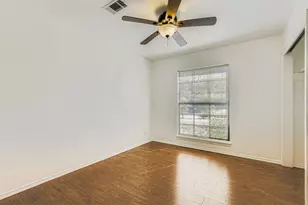 5702 Fairlane Dr, Austin, TX 78757 - Photo 14