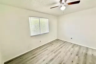 403 Country Aire Dr, Round Rock, TX 78664 - Photo 6
