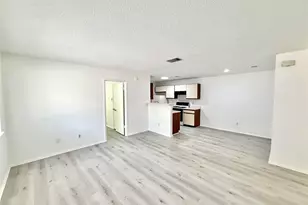403 Country Aire Dr, Round Rock, TX 78664 - Photo 2