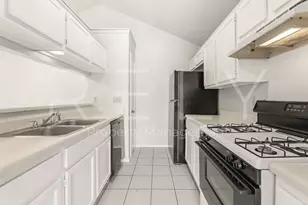 409 Greenlawn Blvd, Round Rock, TX 78664 - Photo 14