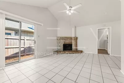 409 Greenlawn Boulevard, Round Rock, TX 78664 - Photo 6