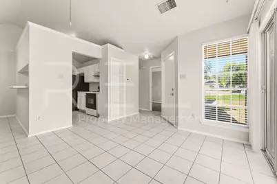 409 Greenlawn Boulevard, Round Rock, TX 78664 - Photo 8