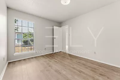 409 Greenlawn Boulevard, Round Rock, TX 78664 - Photo 24