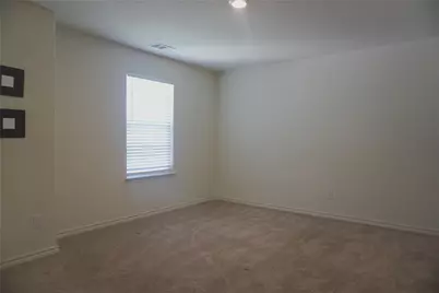 14300 Prairie Sod Lane, Elgin, TX 78621 - Photo 20