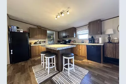 717 East Lafayette Street, La Grange, TX 78945 - Photo 4