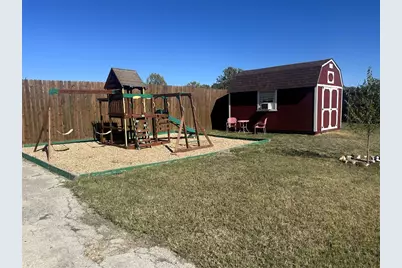 717 East Lafayette Street, La Grange, TX 78945 - Photo 16