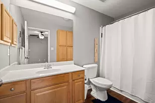 6900 E Riverside Dr, Austin, TX 78741 - Photo 14