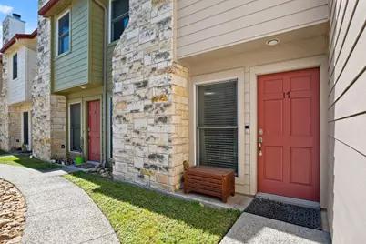 6900 E Riverside Drive #17, Austin, TX 78741 - Photo 2