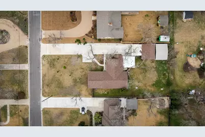 1612 Meadow Lane, Taylor, TX 76574 - Photo 34