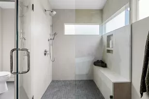 1612 Meadow Ln, Taylor, TX 76574 - Photo 18