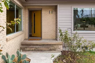 1612 Meadow Ln, Taylor, TX 76574 - Photo 2