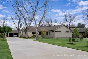 1612 Meadow Ln, Taylor, TX 76574 - Photo 1