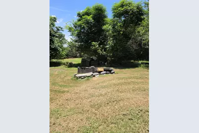 711 2nd Street E, Elgin, TX 78621 - Photo 6