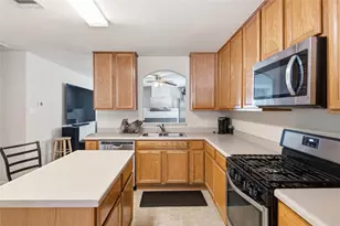 11609 Lansdowne Rd, Austin, TX 78754 - Photo 8