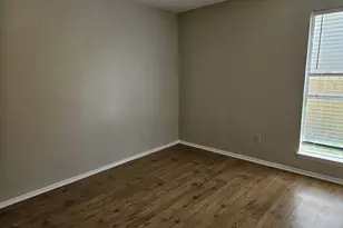 805 Lexington Rd, Elgin, TX 78621 - Photo 4