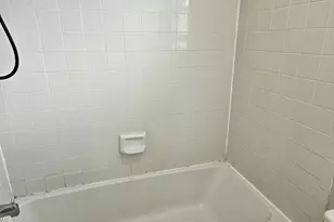 805 Lexington Rd, Elgin, TX 78621 - Photo 6