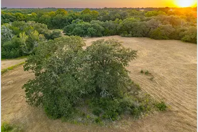 1830 Holub Road, Schulenburg, TX 78956 - Photo 10