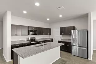 2428 Ambling Trl, Georgetown, TX 78628 - Photo 2