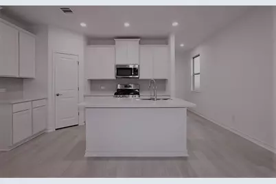 562 Papaya Drive, Buda, TX 78610 - Photo 2