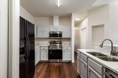 8708 Weiser Drive #B, Austin, TX 78729 - Photo 2