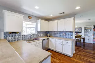 204 Precipice Way, Georgetown, TX 78626 - Photo 8