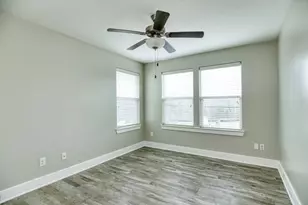 605 Pecan Ave, Round Rock, TX 78664 - Photo 8