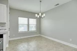 605 Pecan Ave, Round Rock, TX 78664 - Photo 6