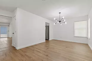 1900 Rampart Cir, Austin, TX 78727 - Photo 4