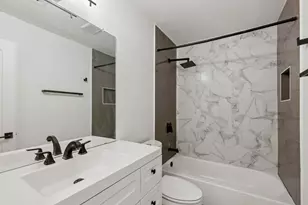 1900 Rampart Cir, Austin, TX 78727 - Photo 10