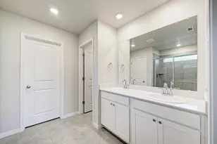 524 Longmount Cv, Liberty Hill, TX 78642 - Photo 22