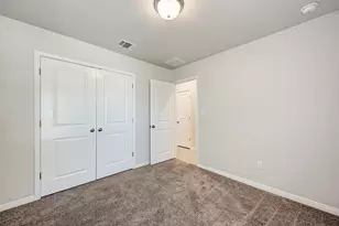 524 Longmount Cv, Liberty Hill, TX 78642 - Photo 26