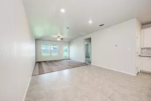 524 Longmount Cv, Liberty Hill, TX 78642 - Photo 14