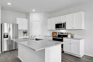 4816 Cork Xing, New Braunfels, TX 78130 - Photo 10