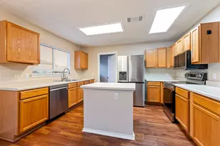 1236 Hughmont Dr, Pflugerville, TX 78660 - Photo 4