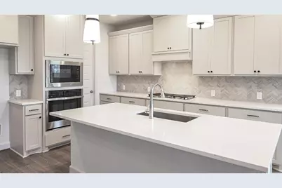 608 Bay Breeze Drive, Kyle, TX 78640 - Photo 2