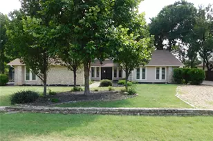 1006 Porpoise St, Lakeway, TX 78734 - Photo 2
