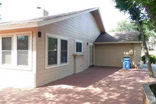 1006 Porpoise St, Lakeway, TX 78734 - Photo 8