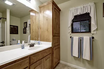 2251 Hazelwood Drive, New Braunfels, TX 78130 - Photo 18