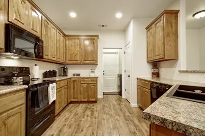 2251 Hazelwood Drive, New Braunfels, TX 78130 - Photo 6