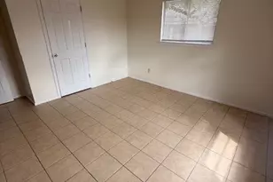 814 Hazelton St, San Marcos, TX 78666 - Photo 6