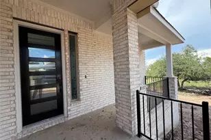 1329 White Daisy Ln, Georgetown, TX 78628 - Photo 2