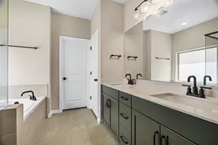 110 Palo Brea Loop, Hutto, TX 78634 - Photo 16