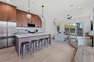 506 Krebs Ln, Austin, TX 78704 - Photo 2