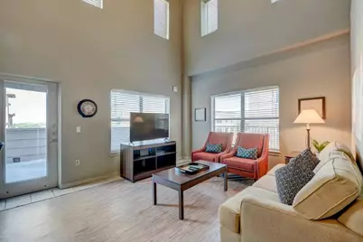2515 Pearl #610, Austin, TX 78705 - Photo 10