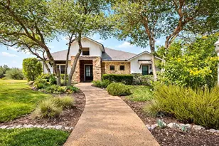 102 Kildrummy Ln, Austin, TX 78738 - Photo 2