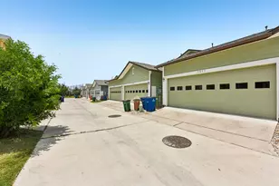 3917 Vaughan St, Austin, TX 78723 - Photo 36